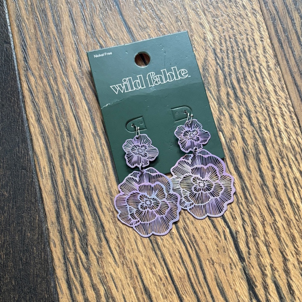 Wild Fable Iridescent Lavender Floral Dangle Earrings Pierced Ears